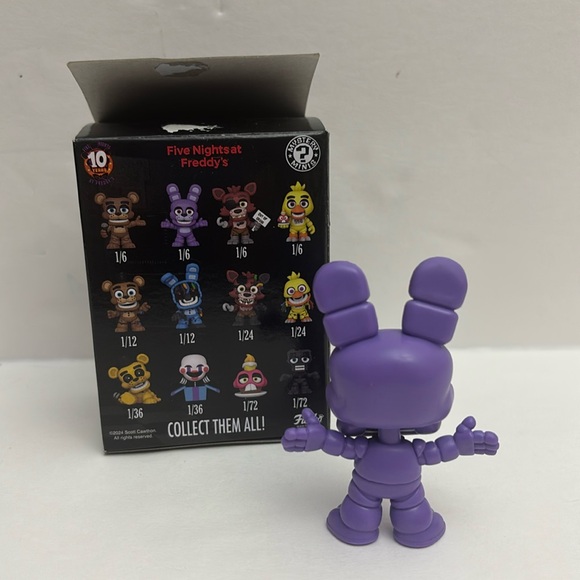 Funko Five Nights at Freddy's 10 Anniversary Mystery Mini Bonnie Vinyl Figure - Picture 3 of 5